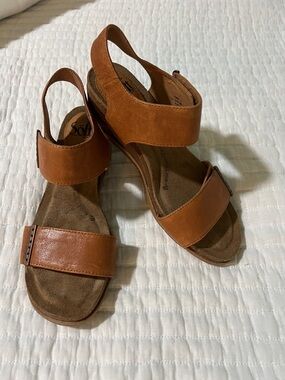 Sofft Leather Sandals (NWOT)